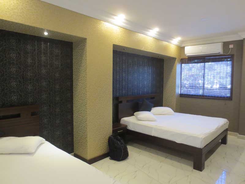 Deluxe Room of Galaxy Hotel Kandy